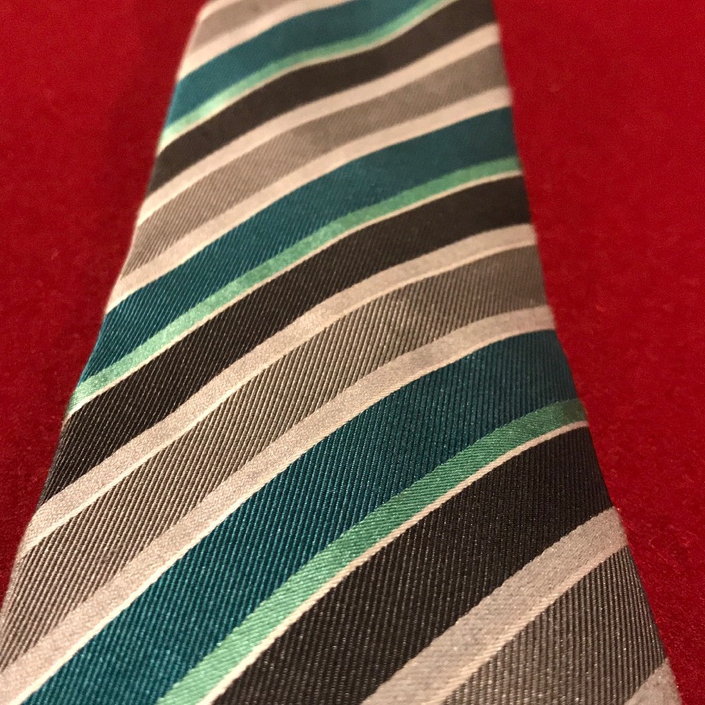 Geoffrey Beene tie